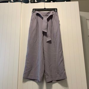 Lululemon size 4